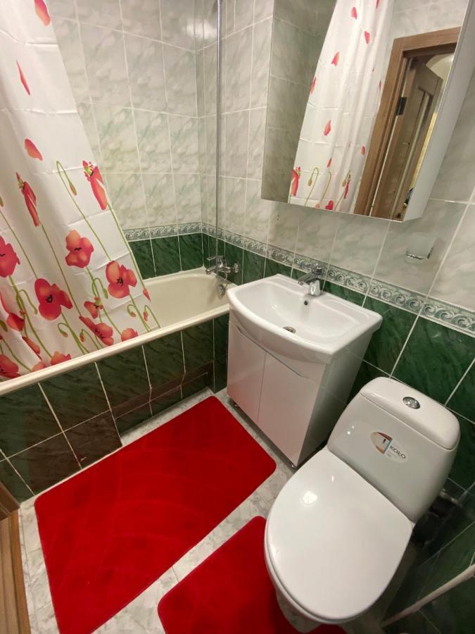 Квартира С Раздельными Комнатами, Левый Берег, Пр Правды, Ул Калиновая 드네프로페트로프스크 외부 사진